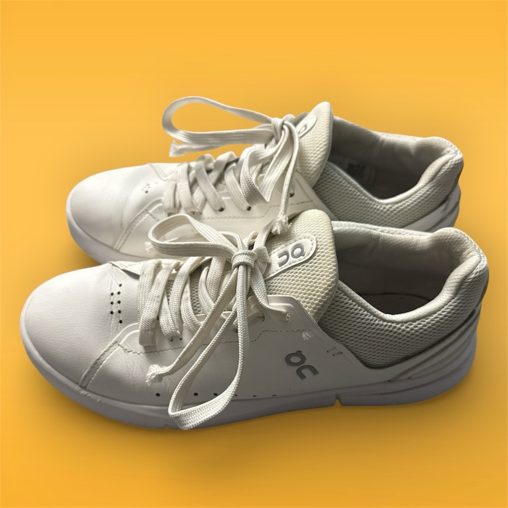 ON THE ROGER Advantage Women's Size 7.5